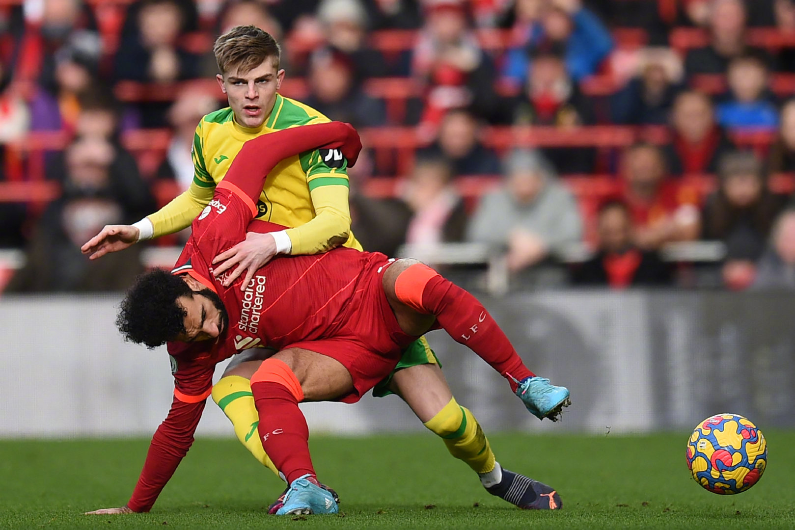 开云网页版 -窗口期山东泰山备战英超；迎来里程碑细节曝光；引发热议；球探报告显示潜力的简单介绍